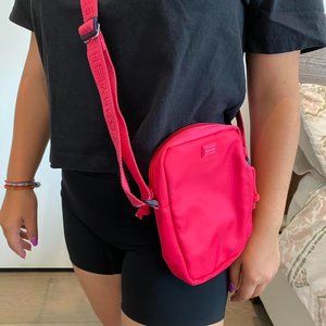 Tommy Hilfiger hot pink crossbody bag!